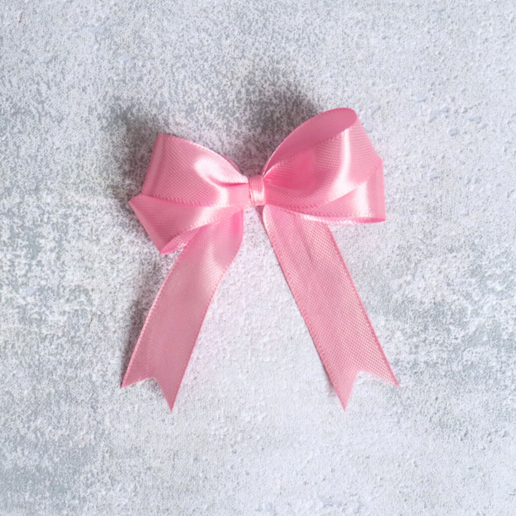 Saténová stuha 20 mm růžová – detail mašle